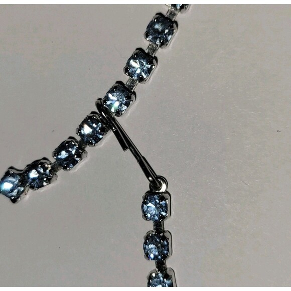 Vintage Silver Tone Light Sky Blue Sparkling AB Crystals Princess 15" Necklace - Picture 8 of 11